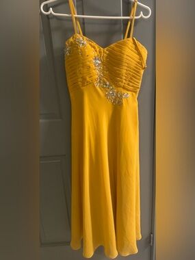 Yellow Embellished Women’s Evening Dress